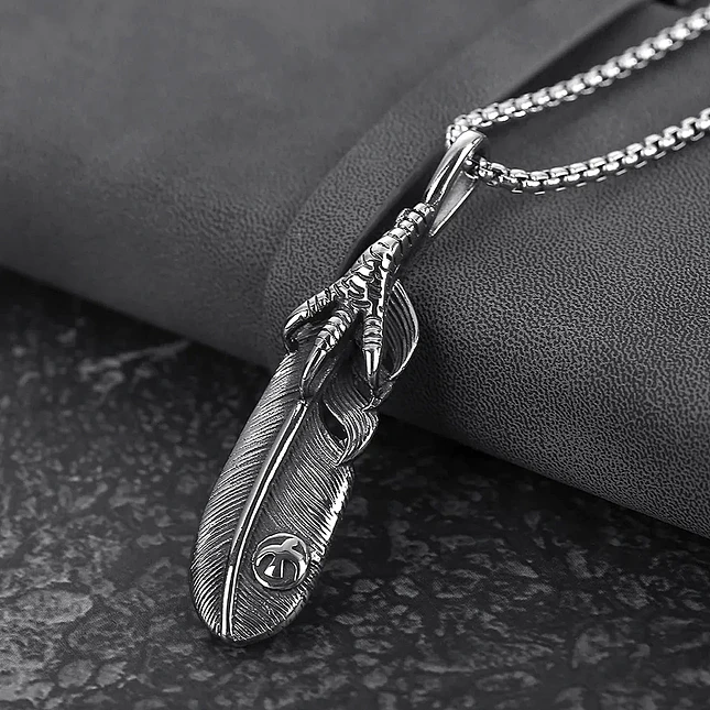 Cadena con Pluma Garra de Águila Acero Inoxidable 3