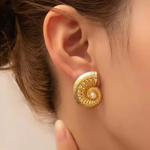 Topos Aretes Caracol Acero Inoxidable Dorado
