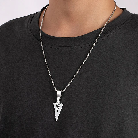Cadena con Flecha Acero Inoxidable Hombre