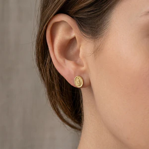 Topos Aretes Virgen de Guadalupe Oro Laminado 18k