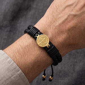 Pulsera Santa Cruz Cuero Trenzado Acero