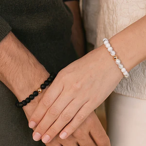Pulseras Para Parejas Onix Mate Howlita Oro Laminado 18k 