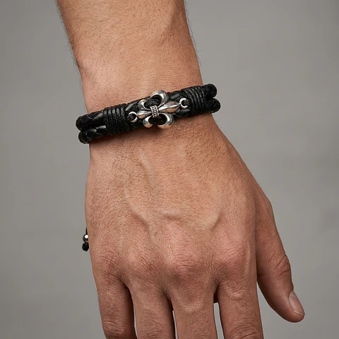 Pulsera Flor de Lis Cuero Trenzado Doble