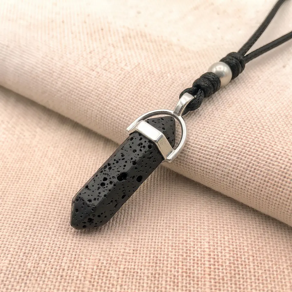Collar Ajustable Péndulo Piedra Volcánica 3