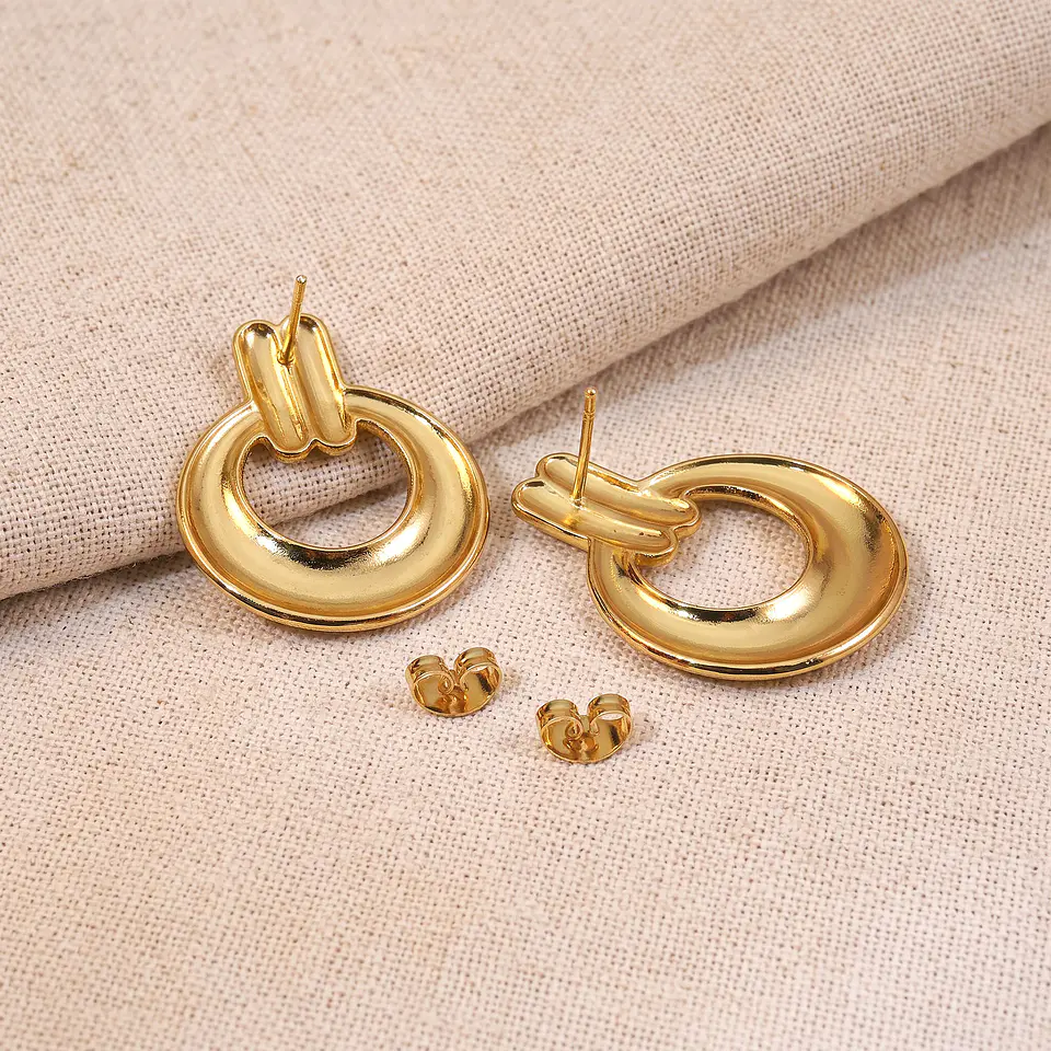 Topos Aretes Dona Minimalista Acero Inoxidable Dorado 4