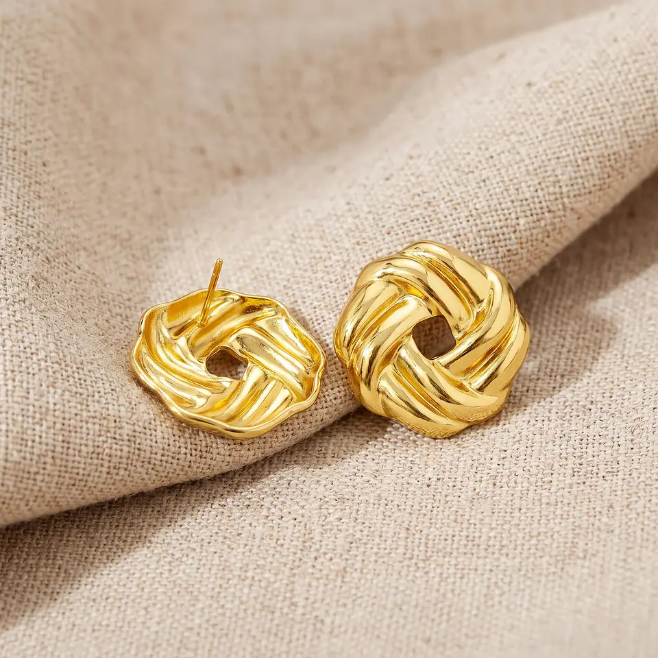 Topos Aretes Nudo Entrelazado Acero Inoxidable Dorado 4