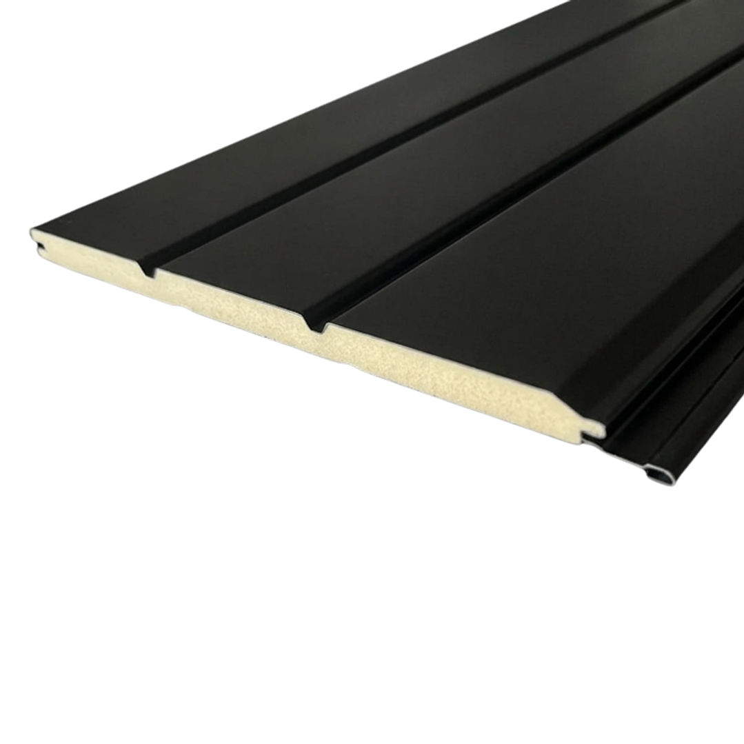 Siding Metálico Color Negro 3 Canales 0,38x2,90 Mts. 1