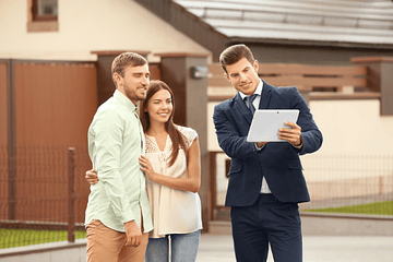 Consejos esenciales para arrendar una propiedad con la ayuda de un corredor de propiedades y firma electrónica avanzada