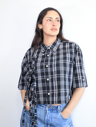 CAMISA MOÑOS OJETILLOS 