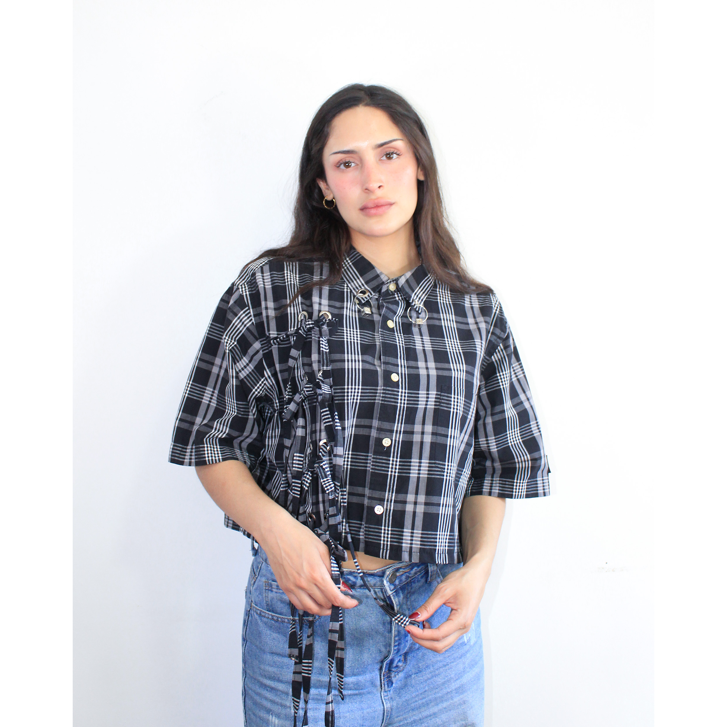 CAMISA MOÑOS OJETILLOS  3