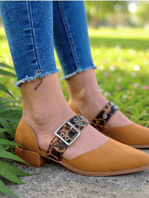 PUNTILLA CAMELL ECOCUERO APLICACIÓN LEOPARDO