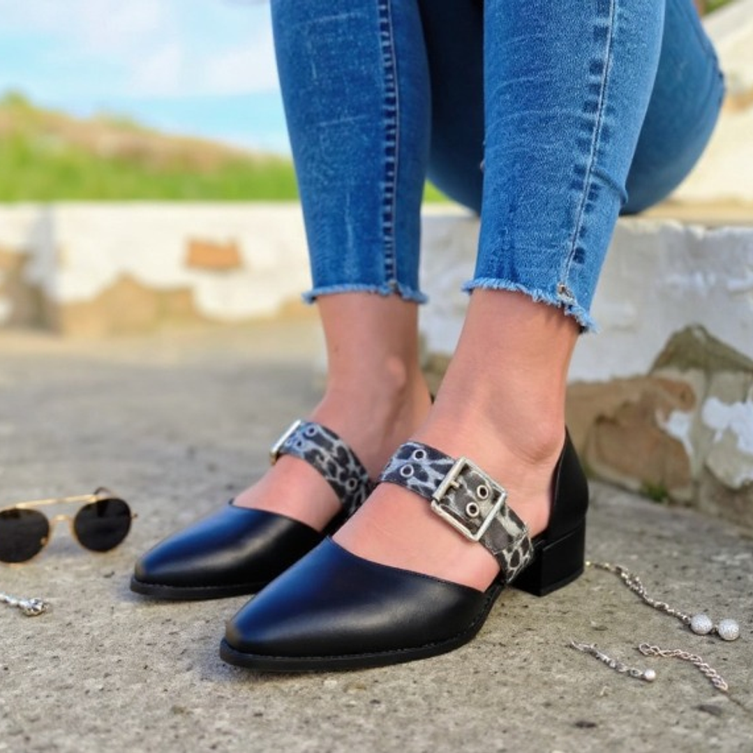 PUNTILLA ECOCUERO APLICACIÓN LEOPARDO GRIS 1