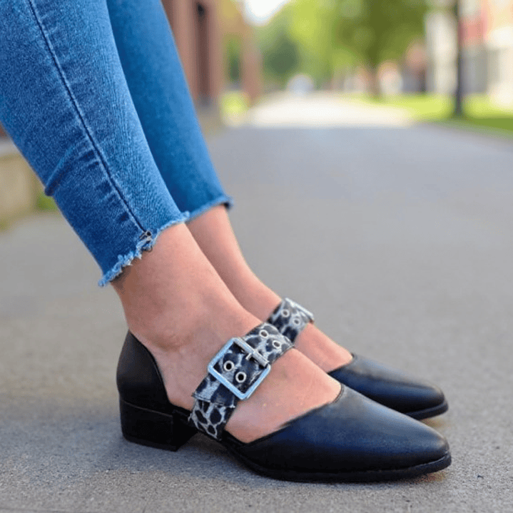 PUNTILLA ECOCUERO APLICACIÓN LEOPARDO GRIS 2