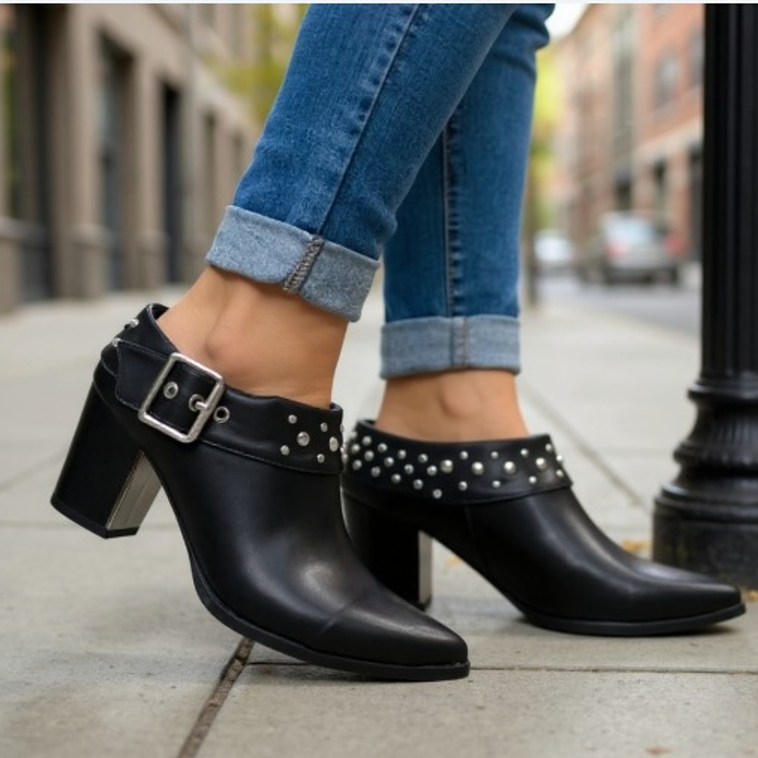 TEXANO  NEGRO CORTO ECOCUERO TACHAS 1