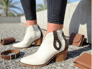 BOTIN ESTILO TEXANO BEIGE 