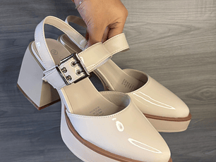 SANDALIA TACÓN BLANCO CREMA