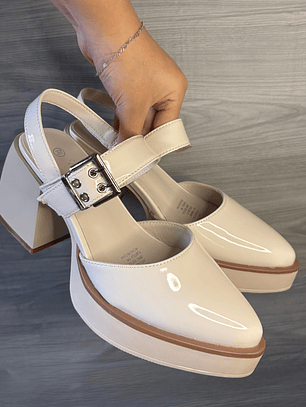SANDALIA TACÓN BLANCO CREMA