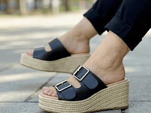 SANDALIA NEGRO HEBILLAS TERRAPLEN