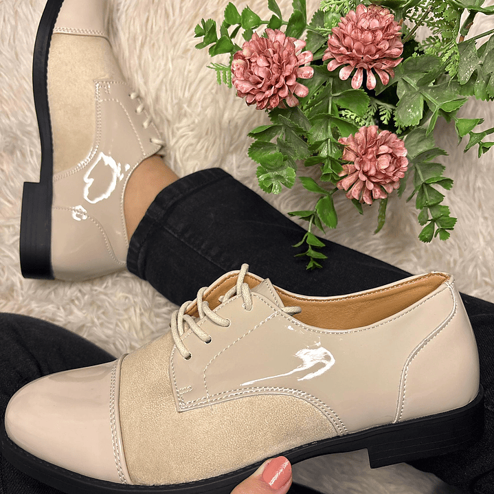 MOCASIN BEIGE  CORDONES MD 1