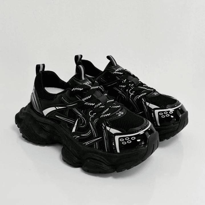 ZAPATILLAS RUNNING NEGRA 1