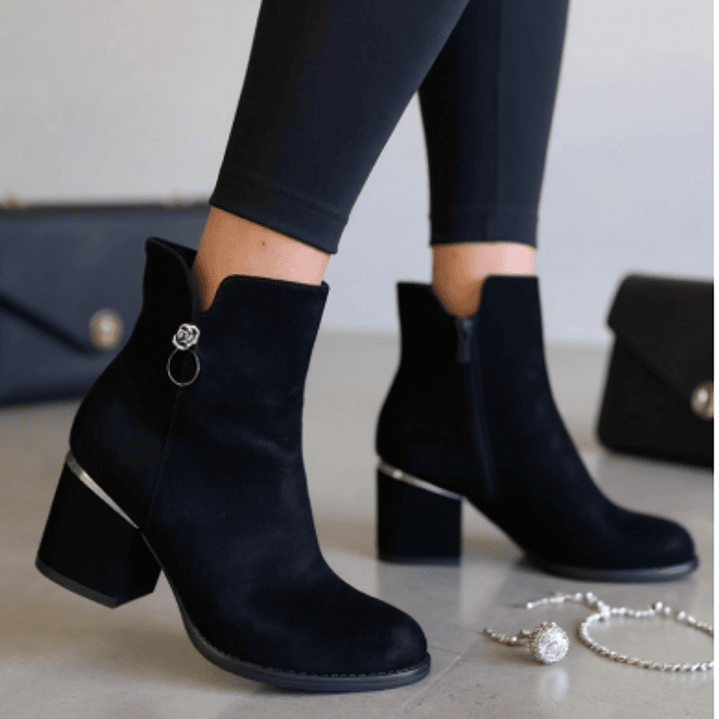 BOTIN GAMUZADO NEGRO BELLA  1