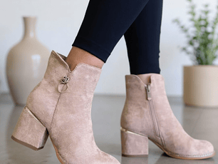 BOTIN GAMUZADO  BEIGE BELLA 