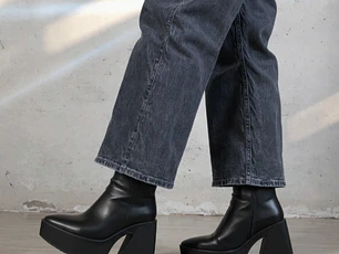 BOTIN LIZ ECOCUERO NEGRO