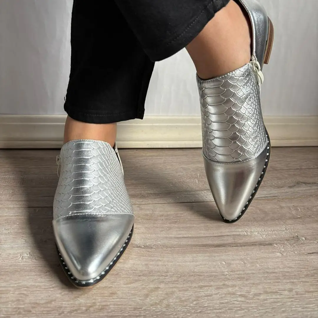 Mocasin Silver Escamas  REMATE SOLO TALLA 35 1