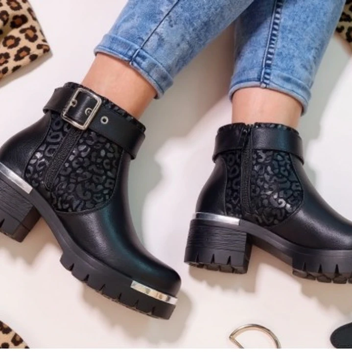 BOTIN IMPERIAL HEBILLA PRINT- REMATE SOLO TALLA 35 3