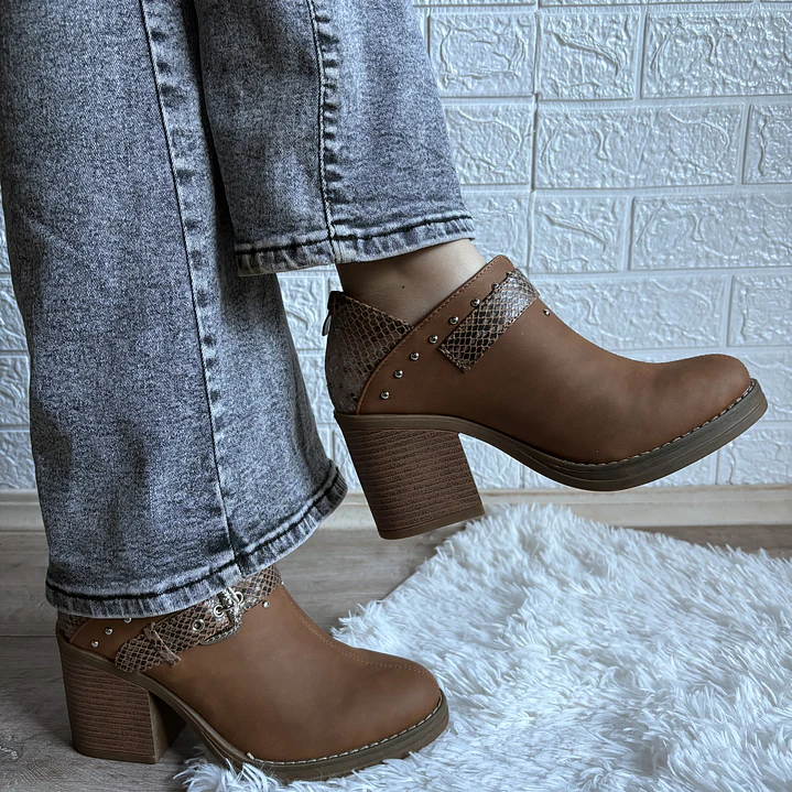BOTIN REBECCA CAMELL 2