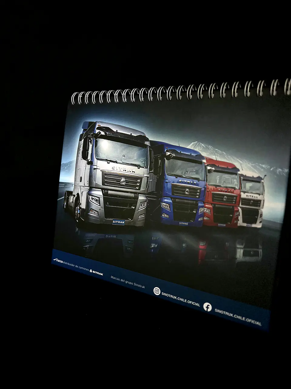 Calendario de mesa Sitrak (Muestra) 3