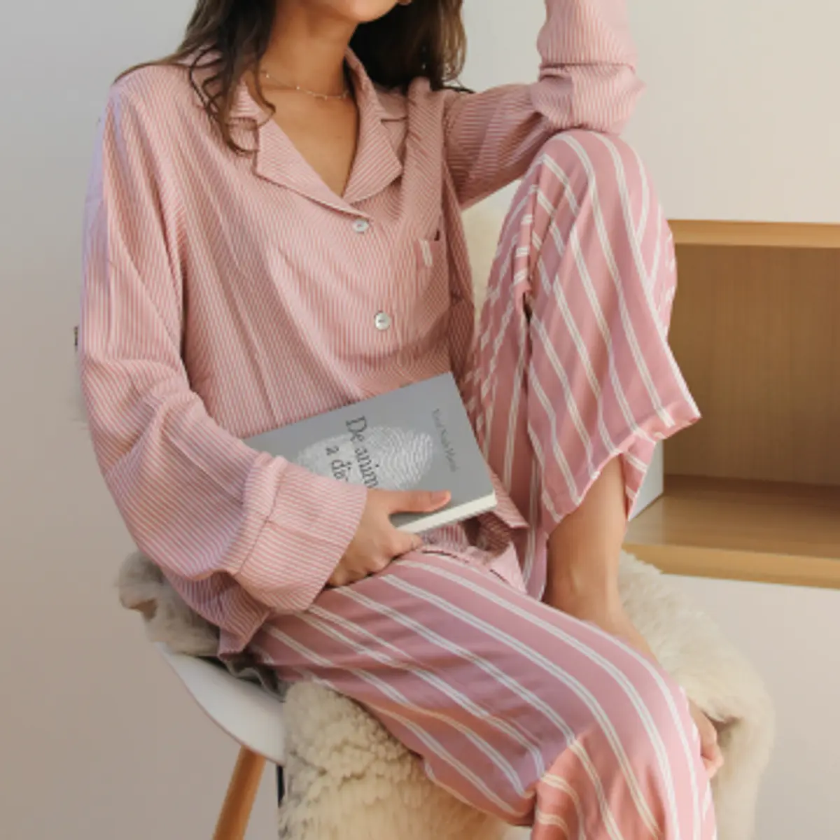 PIJAMA ROSADO CON COMBINACIÓN