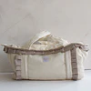 Bolso Mediano Crudo con Vuelos Beige 