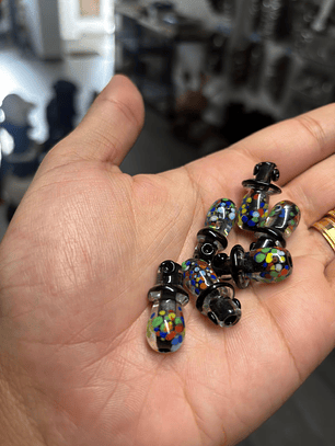 Mini chupeta de murano preto c/ miolo branco