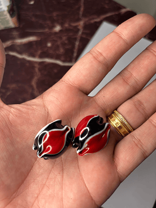 Tulipa XL vermelho com preto