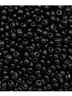 Missanga leitosa preto 4mm 500g