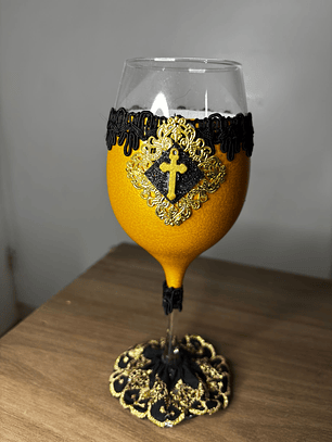 Taça personalizada Dourado c/ preto Pombagira 