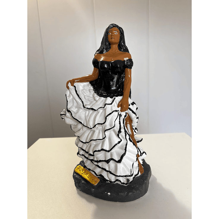 Pombagira 20cm saia branca 1