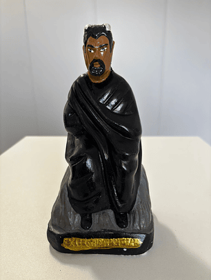 Exu Capa Preta 20cm Sentado