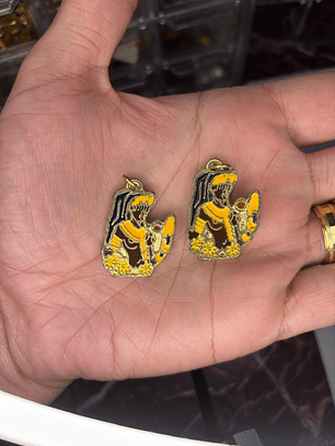 Pingente de Resina Oxum busto 