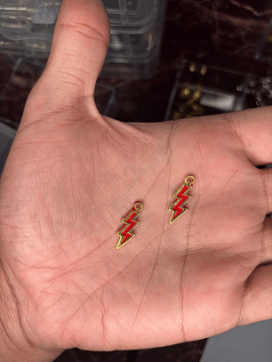 Pingente Ferramenta Orixa Raio Resinado