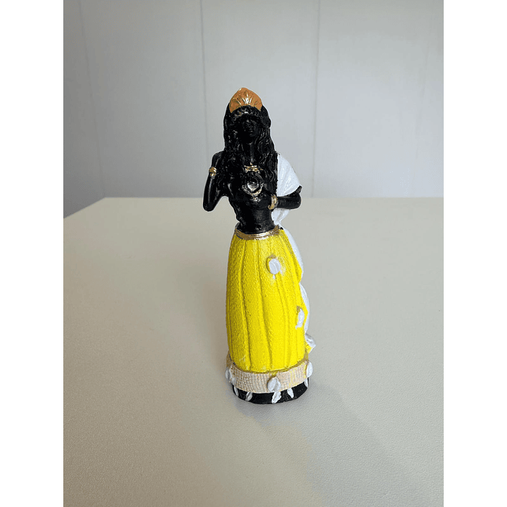 Oxum em resina 10cm 1