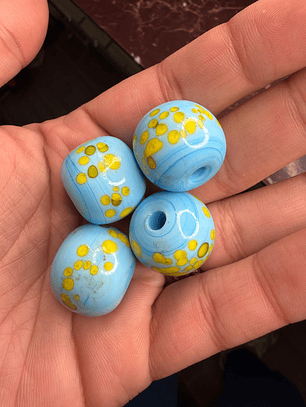 Bola de murano azul turquesa com amarelo L