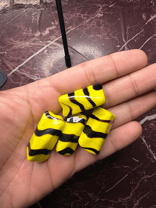 Facetada de murano XL amarelo com preto
