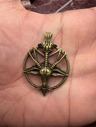 Pingente pentagrama bode