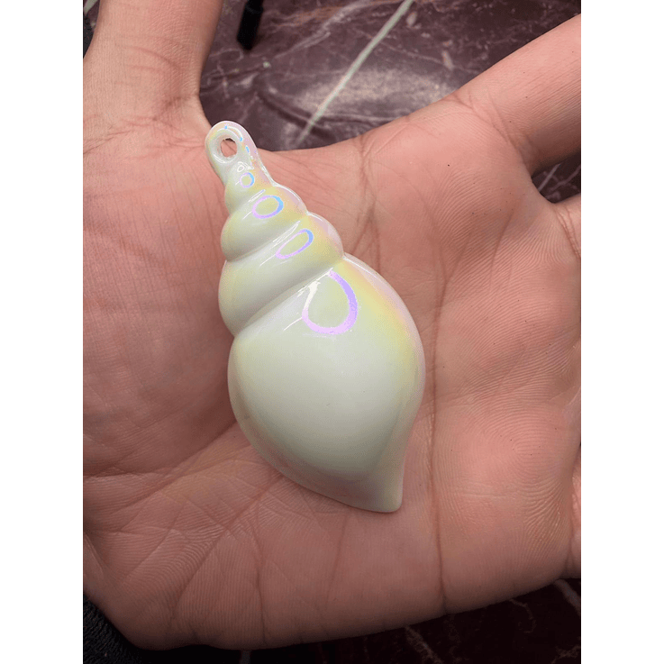 Pingente Conchas em resina 1