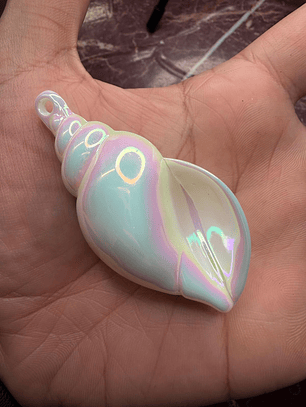 Pingente Conchas em resina