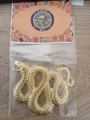 Pingente Cobra 5cm dourado/prata