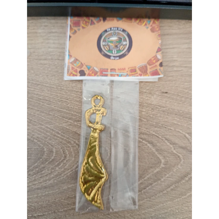 Pingente espada dourada 1