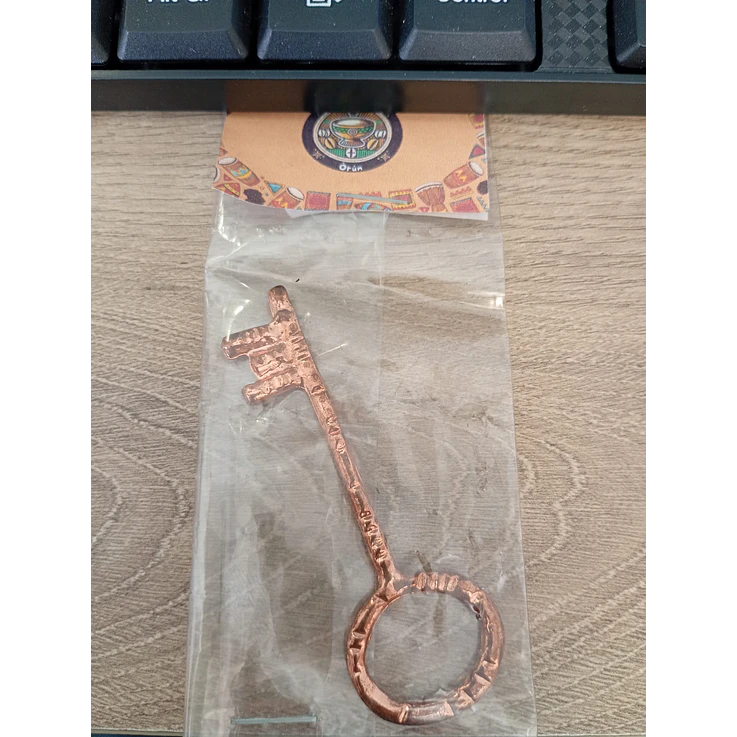 Pingente chave dourada/cobre/prata 1
